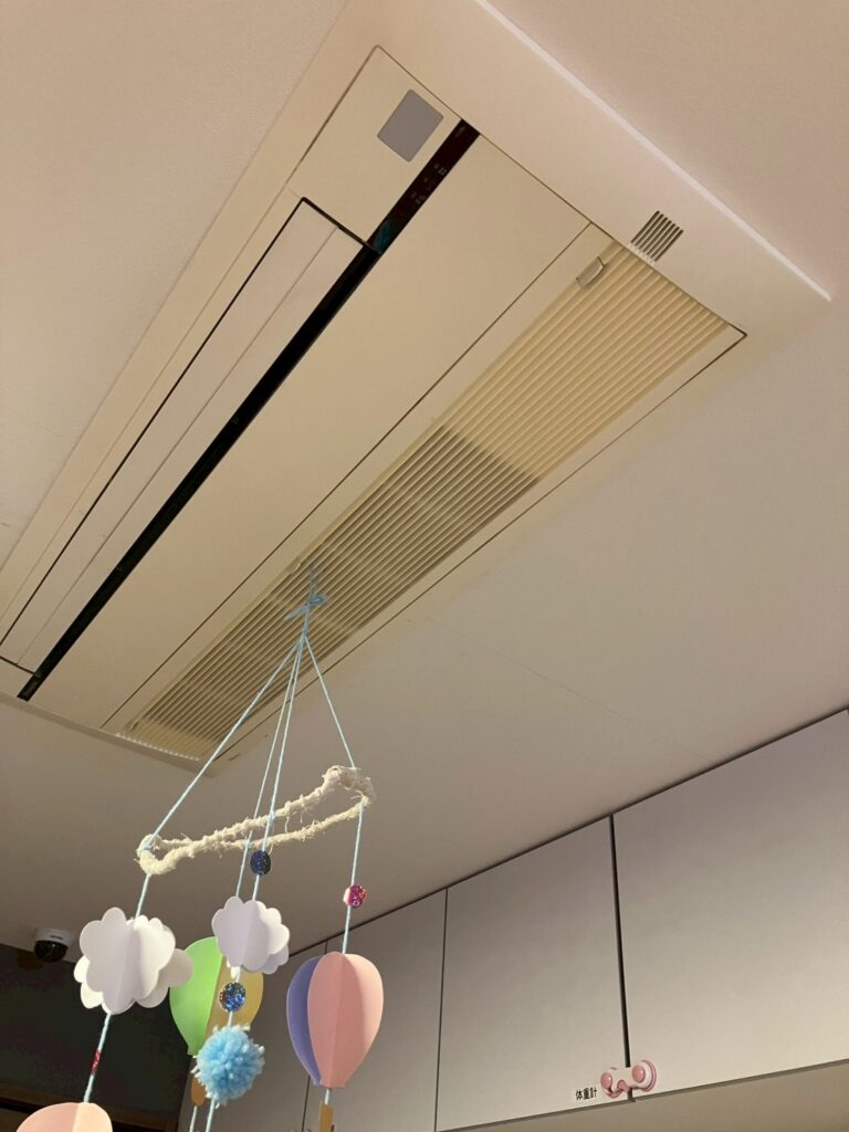 PEEK A BOO保育園 南堀江園で使用しているエアコン